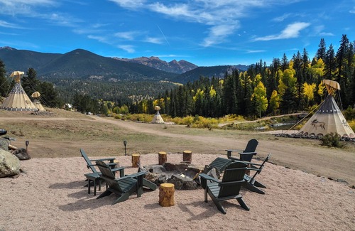 Lake George House | Enjoy a "Weekend in the Wild" in a Conestoga Wagon