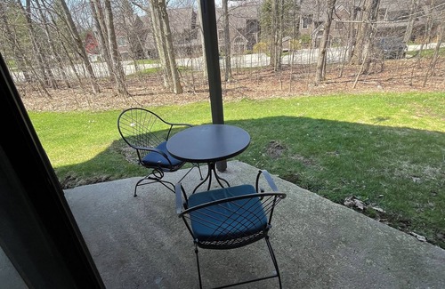 Jefferson Township Condo | Enjoy all the Laurel Higlands has to offer! Skiing, hiking, biking…