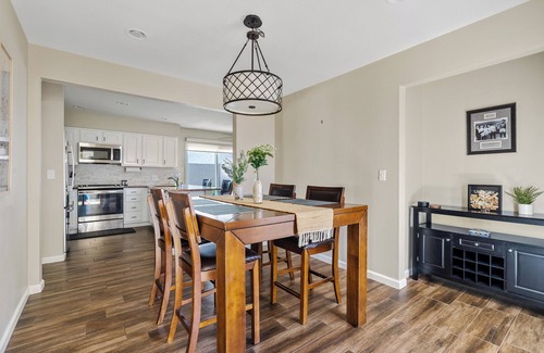 Tempe Condo | Enjoy Comfort in this 2-bedroom, 2-bath condo in Tempe, AZ