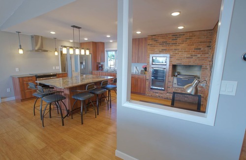 St Ignace House | Enjoy cool breezes, take in lake and island views from this updated modern home.