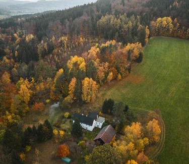 Jablonne v Podjestedi Apartment | ENJOY Cozy HOME Hills & Forest & Views & Gardens & Sauna Whirlpool Bath