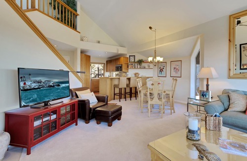 Century West Condo | Enjoy Deschutes River Views from Beautiful 2-Bedroom Mt. Bachelor Village Condo!