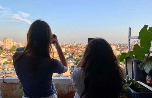 Colombes House | Enjoy Eiffel Tower Views from Our Home, just 20 Minutes to Paris Center