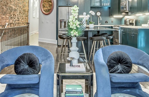Downtown Nashville Condo | Enjoy extra savings – no rental car needed! Walk to Broadway! Bettye A Loft