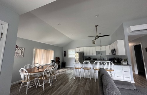 West Beach Cottage | Enjoy fishing, the beach, or nights around the firepit. Minutes to boat ramp.