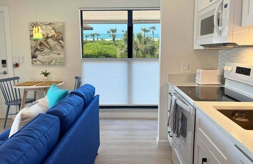 Sanibel Condo | Enjoy Gulf views from your Sanibel Island escape - Signal Inn 06