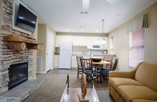 Canyon Lake Apartment | Enjoy Hill Country Adventures 2BD apt located in resort location