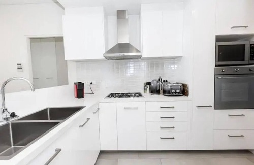 Turvey Park Apartment | Enjoy luxury city living in this trendy apartment in the heart of Wagga’s CBD!