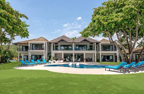 Ocho Rios Villa | Enjoy Modern Luxury