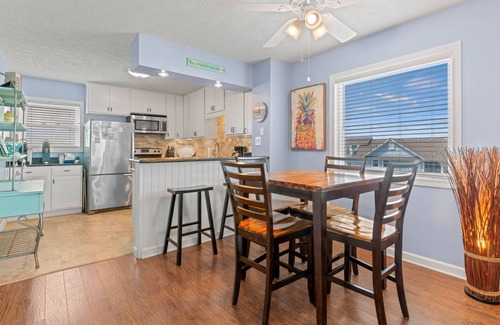 Kill Devil Hills Condo | Enjoy Ocean Views and the Sound of Waves at Balcony Beach at Sea Oats