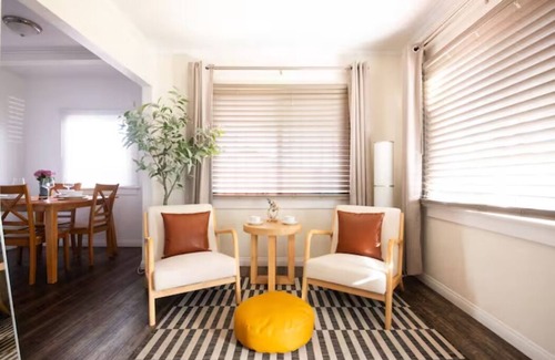 Los Angeles House | Enjoy Our Chic Mid-Century Home by So-Fi Stadium