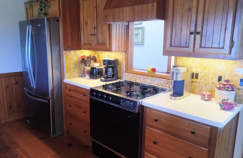 Julian House | Enjoy peace and privacy in an apple orchard at The Orchard House in Julian, CA