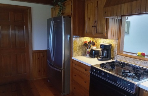 Julian House | Enjoy peace and privacy in an apple orchard at The Orchard House in Julian, CA