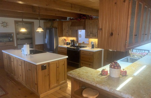 Julian House | Enjoy peace and privacy in an apple orchard at The Orchard House in Julian, CA