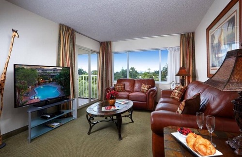Moorings Hotel | Enjoy Relaxation at Naples Room Near Cambier Park