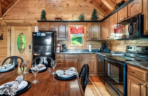 Pigeon Forge Cabin | Enjoy Summer vacation at 1Amazing view n
