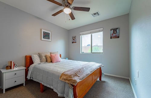 Casa Grande House | Enjoy the amazing Arizona Sunset's in this peaceful place.