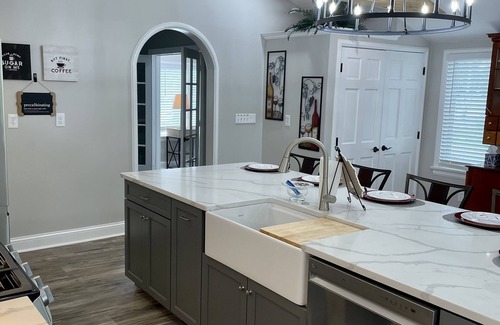 Westfield House | Enjoy the ambiance of Poplar Cottage at Grand Park!