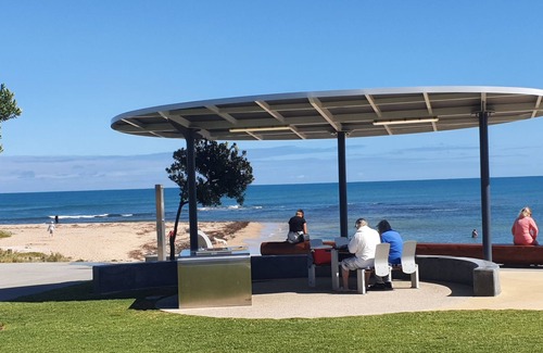 Falcon House | Enjoy the beautiful Falcon Bay beaches