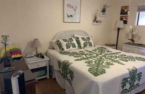 Historic Kailua Village Resort | Enjoy the excellent Hawaii islands corner condo with 2 lanais