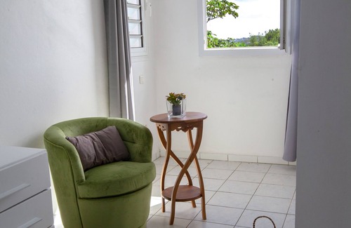 Gros-Morne Villa | Enjoy the peace and quiet of nature in this fresh, bright villa.