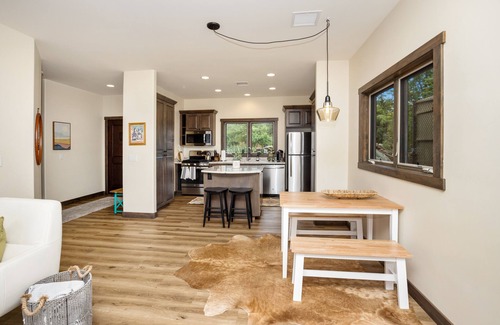 Prescott House | Enjoy the tall pines!