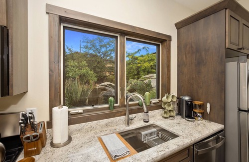 Prescott House | Enjoy the tall pines!