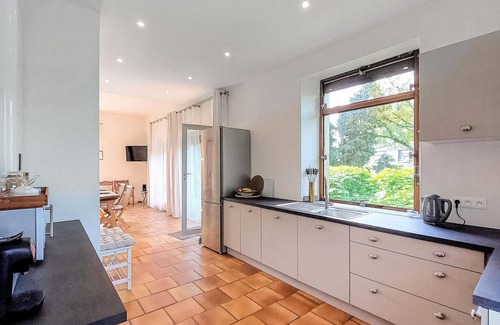 Sand House | Enjoy the tranquility of vacationing in this special vacation home.