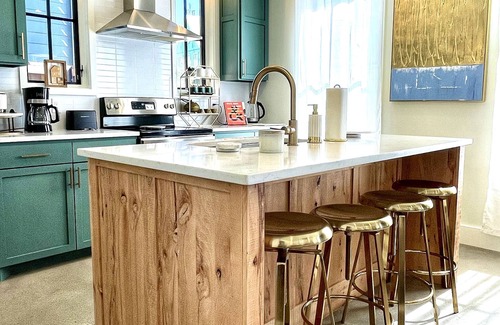 Central Oklahoma City House | Enjoy this Home full of Luxury and Relaxation in the Wheeler District