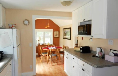 East Harwich Cottage | Enjoy This Quaint & Renovated 2BR Cottage (1553)