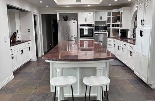Fountain Hills House | Enjoy this sprawling home in the picturesque “Dark Sky City” of Fountain Hills.