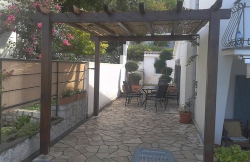 Kotor House | Enjoy your holiday in a quiet environment on a lovely property with a terrace