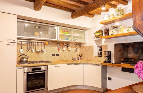 Marliana House | Enjoy your stay in Tuscany in this 15th century mill converted into a vacation home.