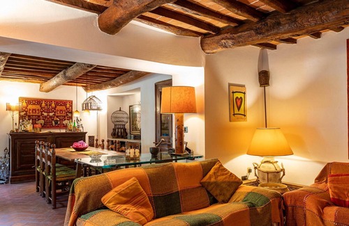 Marliana House | Enjoy your stay in Tuscany in this 15th century mill converted into a vacation home.