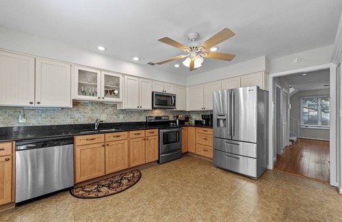 Northeast Virginia Beach House | Enjoy your vacation at the Triple Wave Rider