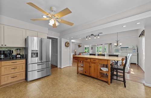 Northeast Virginia Beach House | Enjoy your vacation at the Triple Wave Rider