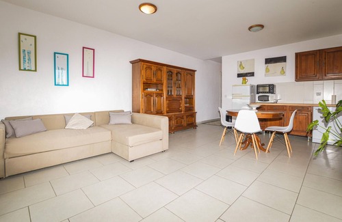 Aleria Apartment | Enjoy your vacation in this vacation apartment in a good location not far from the sea.