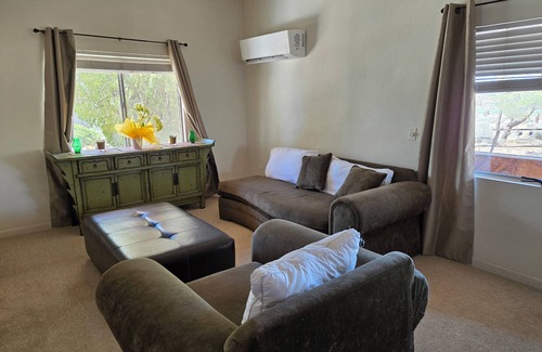Apple Valley House | Enjoyable 2-bedroom house in Apple Valley