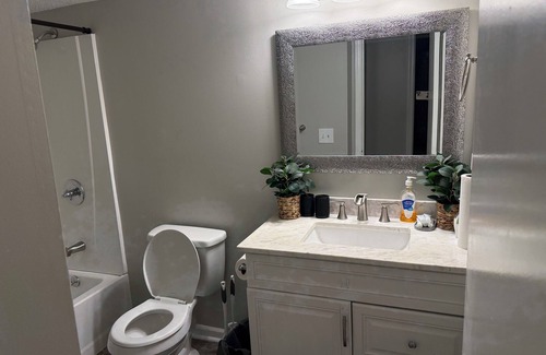 Greensboro Apartment | Enjoyable 2-bedroom apartment in Greensboro