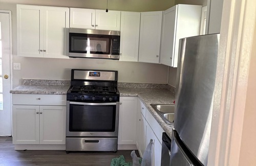Lafayette House | Enjoyable Furnished 2-bedroom 1 bath House in Lafayette