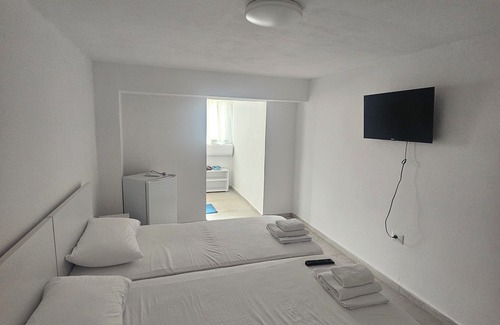 Durres Hostel | Enles Hotel