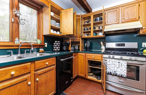 Refton House | Enola Trail Getaway *bikes*rural