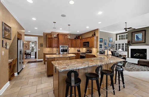 Saratoga Springs House | Enormous 7 bed/6 bath lakefront home less than 3 mins to Saratoga Racetrack!