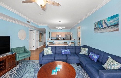 Long Beach Condo | Enormous Balcony in Ocean Ritz 1002 w/Gulf Front King Master!