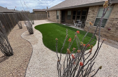 Midland House | Enormous house with new backyard