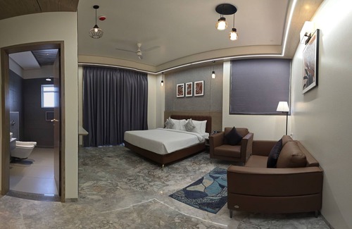 Latur Hotel | Enrise by Sayaji Latur