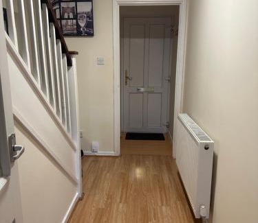 Custom House Apartment | Ensuite double Room near ExCeL London