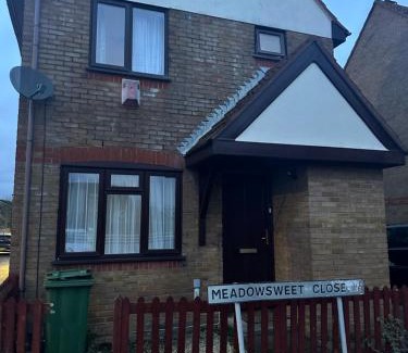 Custom House Apartment | Ensuite double Room near ExCeL London
