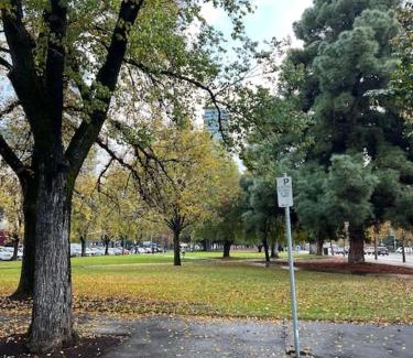 Adelaide Central Business District Apartment | Ensuite gouger entire apartment 306