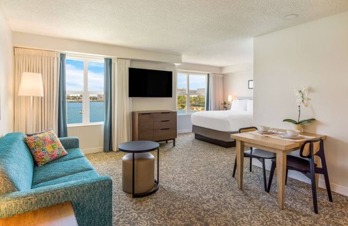 Oyster Point Hotel | Ensuring a Very Comfortable & Memorable Stay! Free Breakfast, w/Outdoor Pool